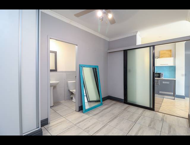 1 BEDROOM APARTMENT TO LET IN GARDENS